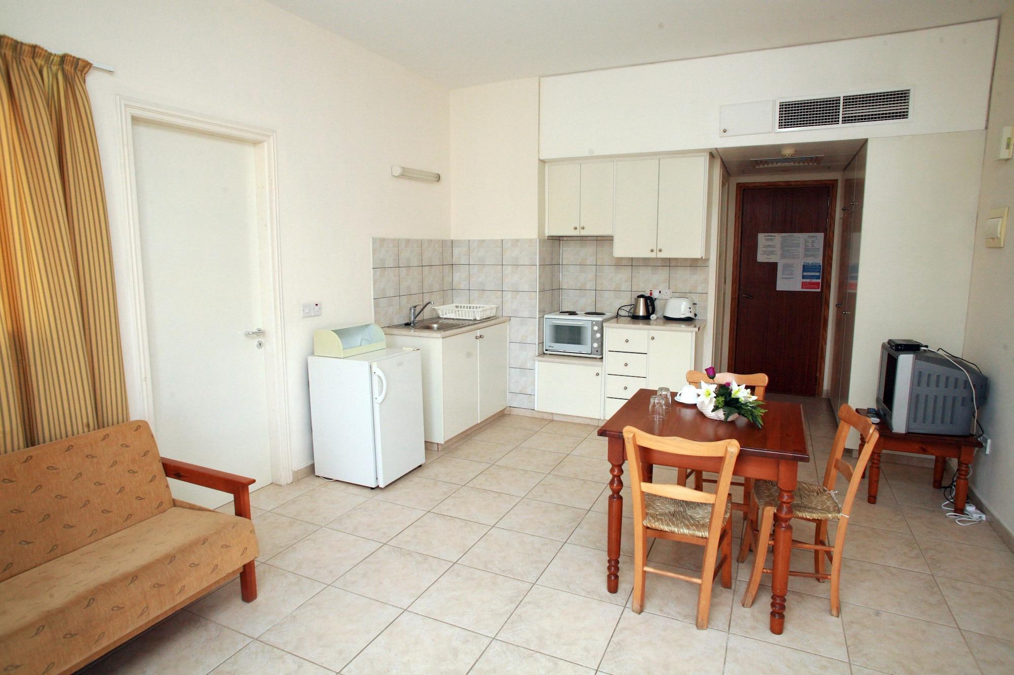 Hotel apartamentowy New York Plaza Pafos
