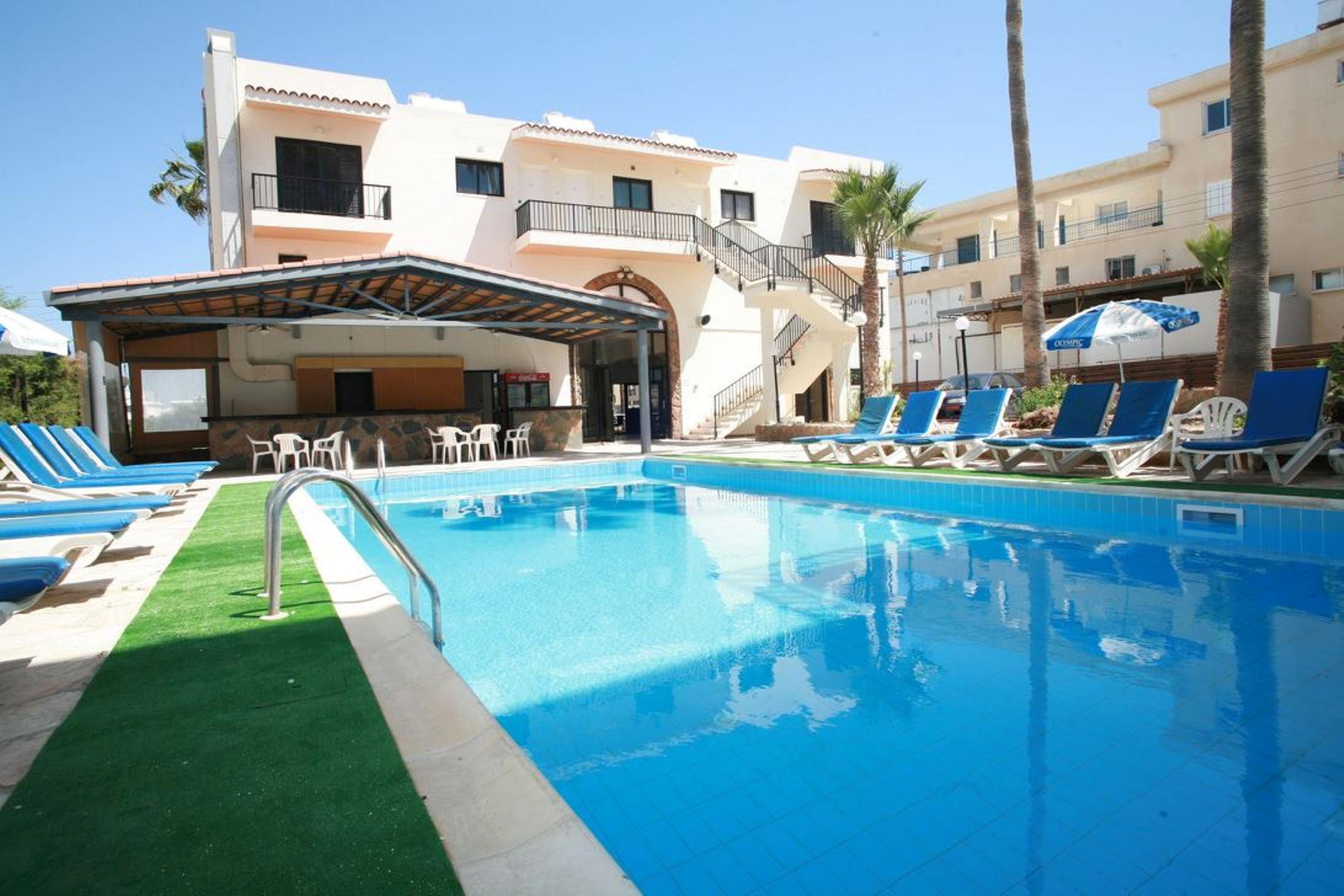 New York Plaza 3* Pafos