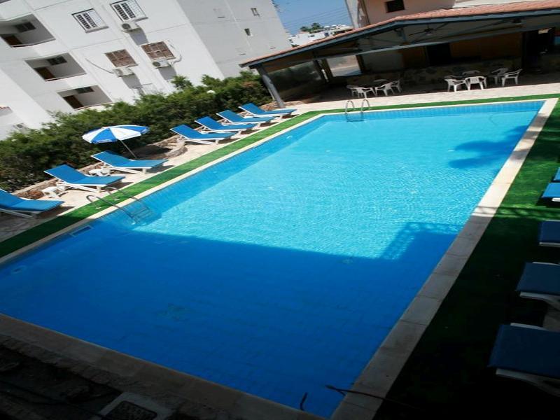 New York Plaza 3* Pafos