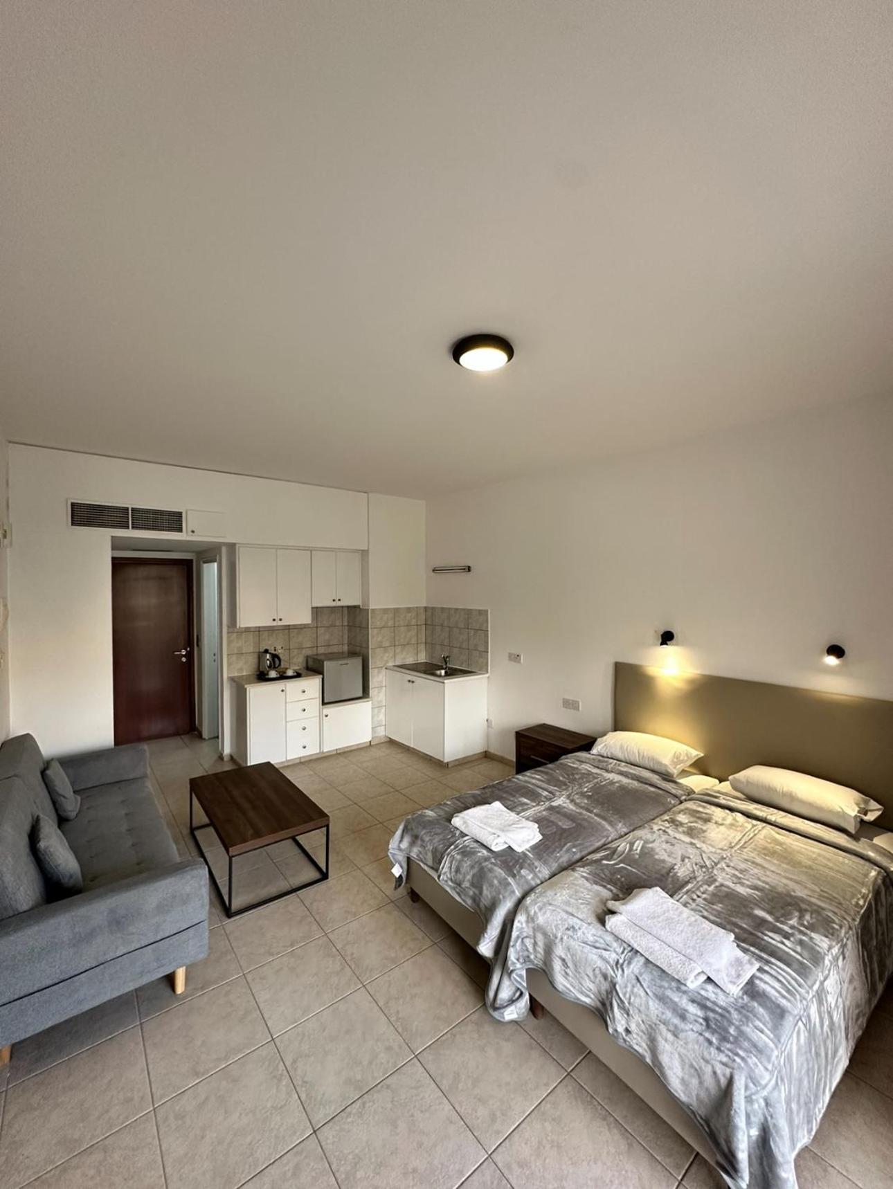 New York Plaza Apart Otel Pafos